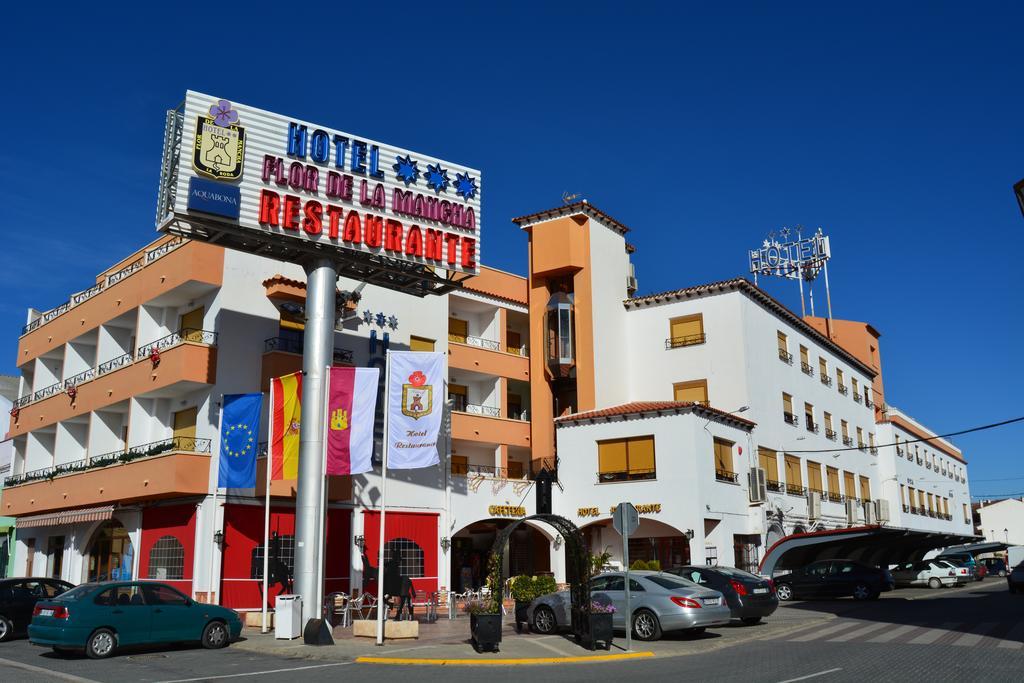 לה רודה Hotel Flor De La Mancha מראה חיצוני תמונה